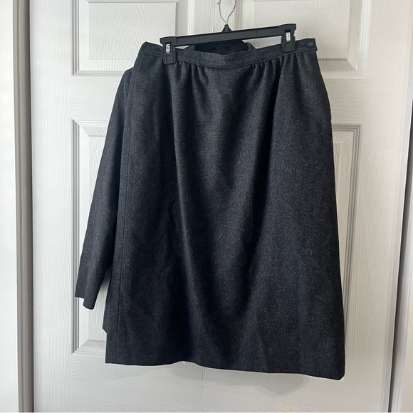 Pendleton Gray Vintage Pure Virgin Wool Skirt suit with lining- Vintage Size 10 - Picture 4 of 7